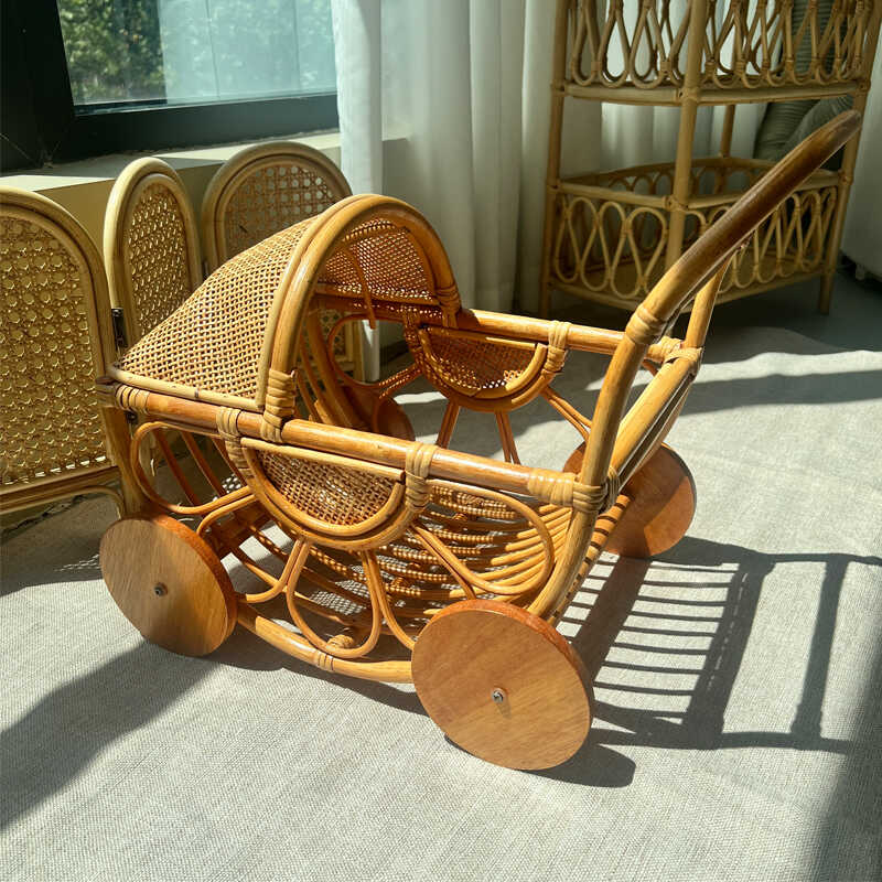 Carrinho de bebê de rattan tec - Baby Nursery Vintage Decor avaliação e preço