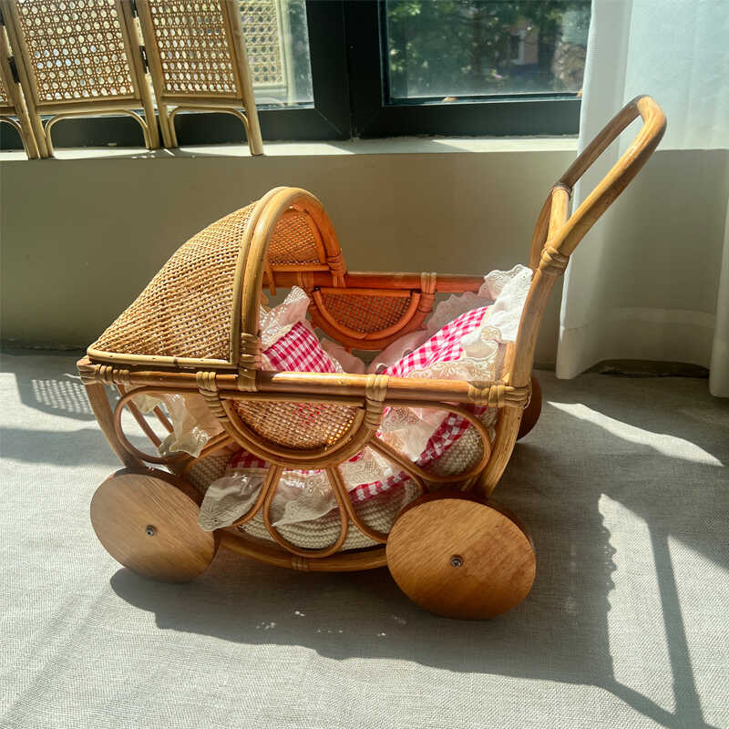 Carrinho de bebê de rattan tec - Baby Nursery Vintage Decor avaliação e preço