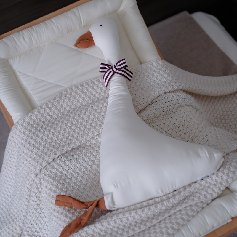 Brinquedo de Pelúcia de Ganso  - Baby Nursery Layout avaliação e preço